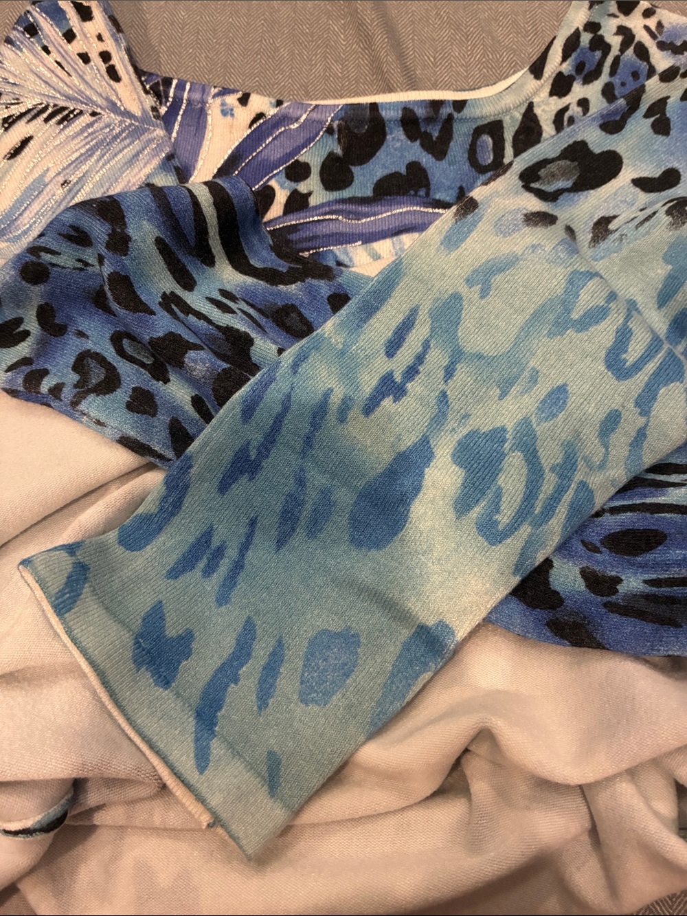 Cache Blue Beaded Tropical Animal Print Stretch Top XS Y2K - Picture 11 of 15